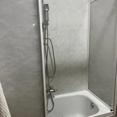 Apartamento Pineda Apartment *